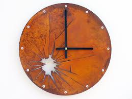 shattered clock